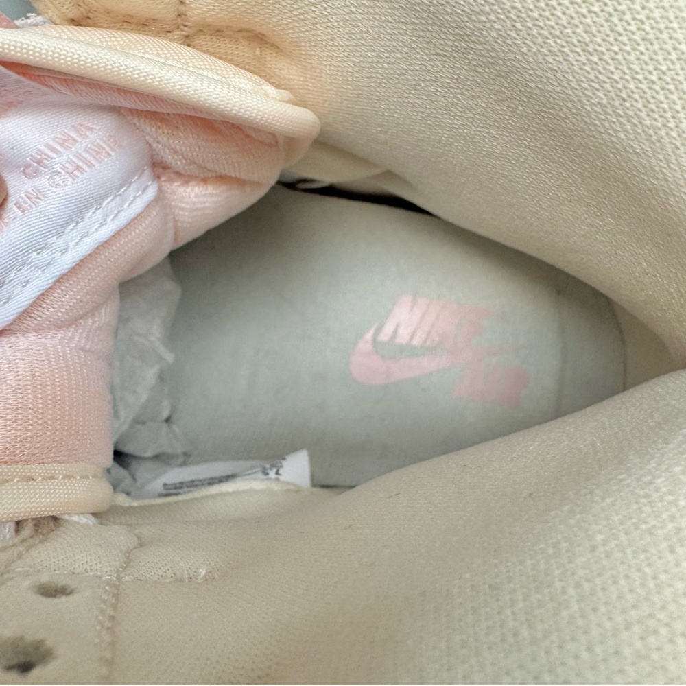 Nike Air Jordan 1 Retro High Top OG ‘Washed Pink’ Size 7.5 Women’s - Picture 8 of 11